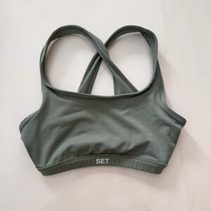 Set Active green Airluxe Sports Bra